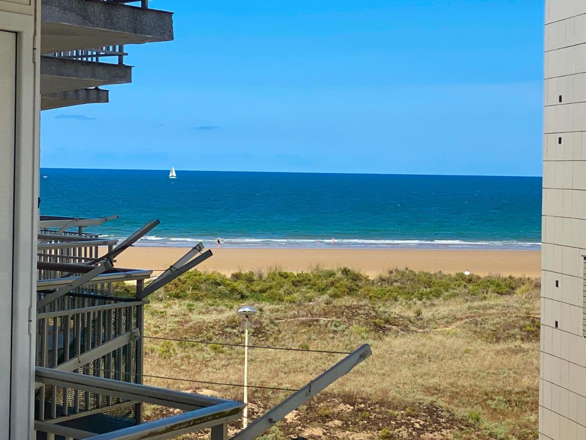 Piso Primera Linea De Playa Laredo Kültér fotó